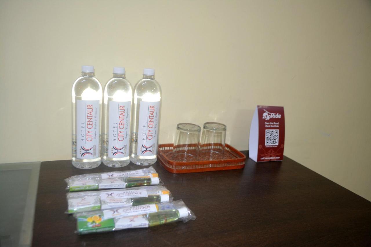 Hotel City Centaur And Convention Center- Vaccinated Staff บังกาลอร์ ภายนอก รูปภาพ